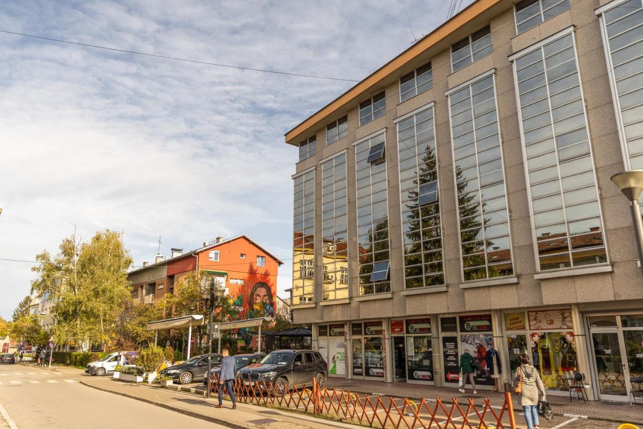 Olimpus Apartmani Bd Banjaluka บันยาลูกา ภายนอก รูปภาพ