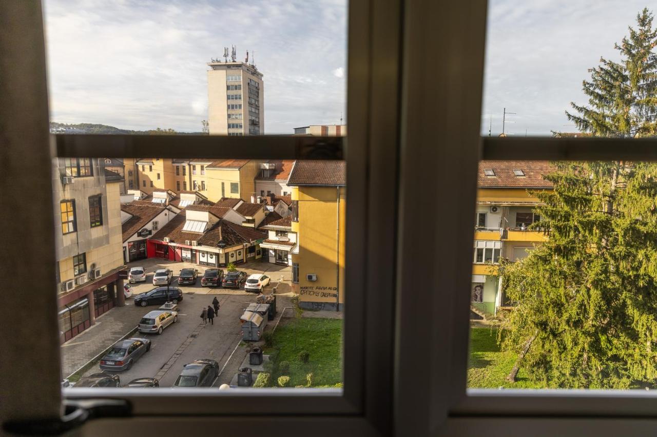 Olimpus Apartmani Bd Banjaluka บันยาลูกา ภายนอก รูปภาพ