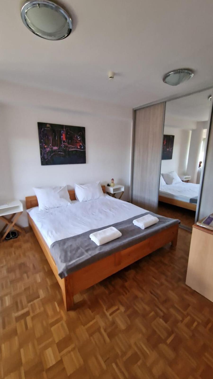 Olimpus Apartmani Bd Banjaluka บันยาลูกา ภายนอก รูปภาพ