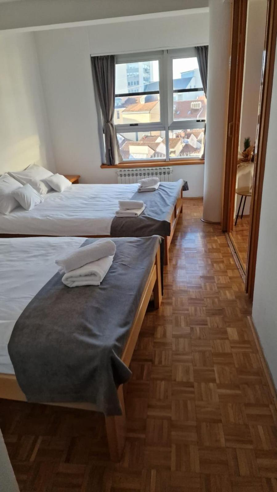 Olimpus Apartmani Bd Banjaluka บันยาลูกา ภายนอก รูปภาพ