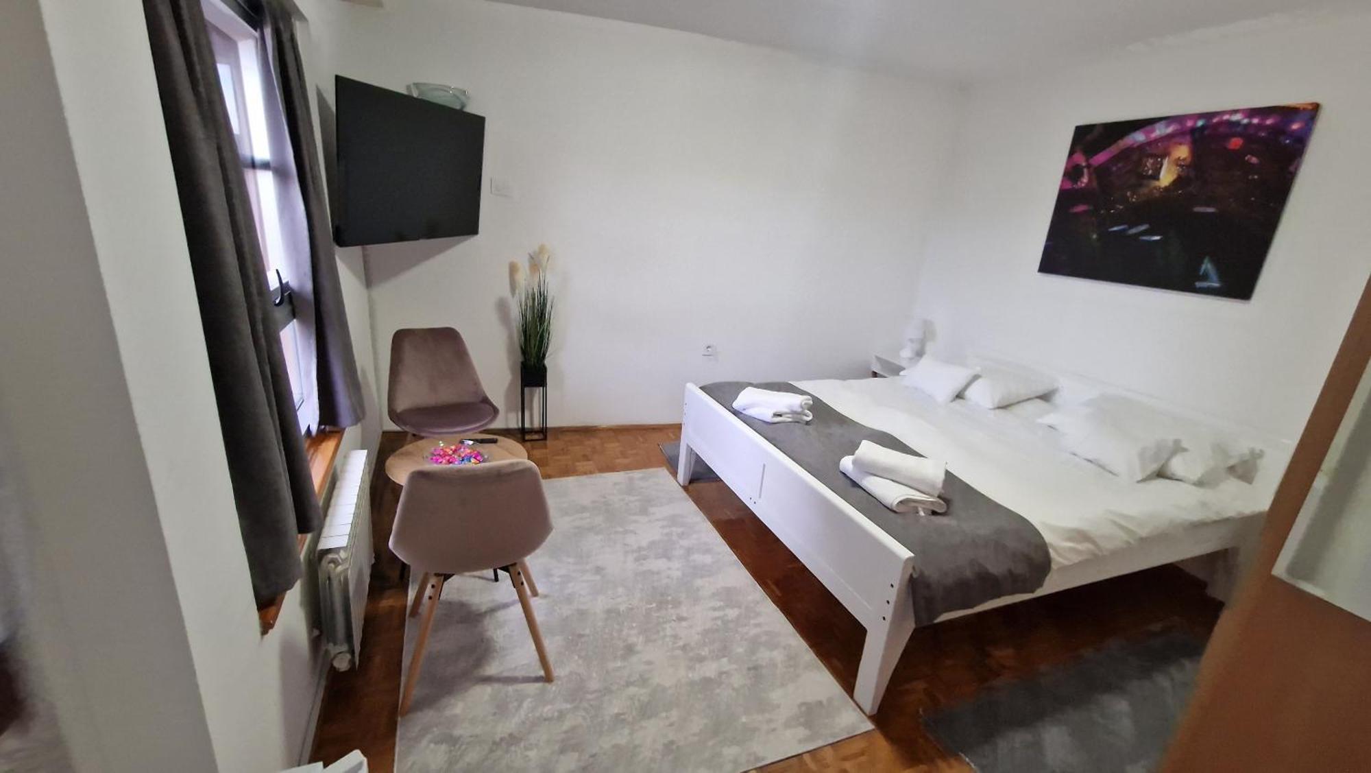 Olimpus Apartmani Bd Banjaluka บันยาลูกา ภายนอก รูปภาพ
