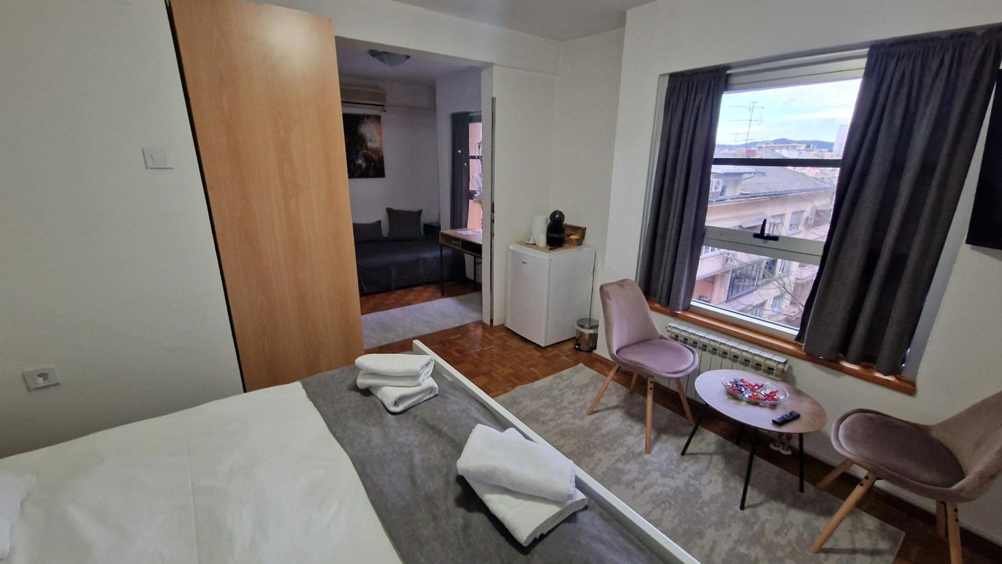 Olimpus Apartmani Bd Banjaluka บันยาลูกา ภายนอก รูปภาพ