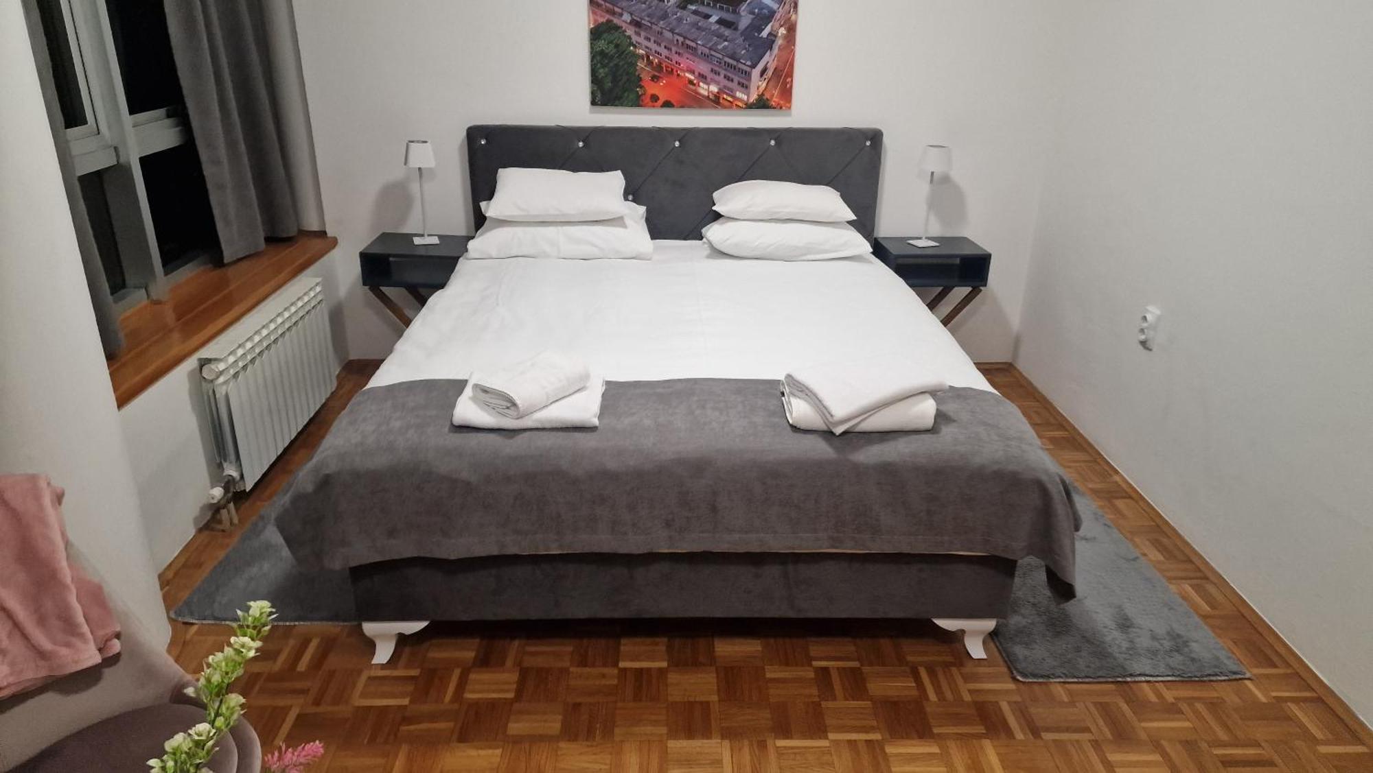 Olimpus Apartmani Bd Banjaluka บันยาลูกา ภายนอก รูปภาพ