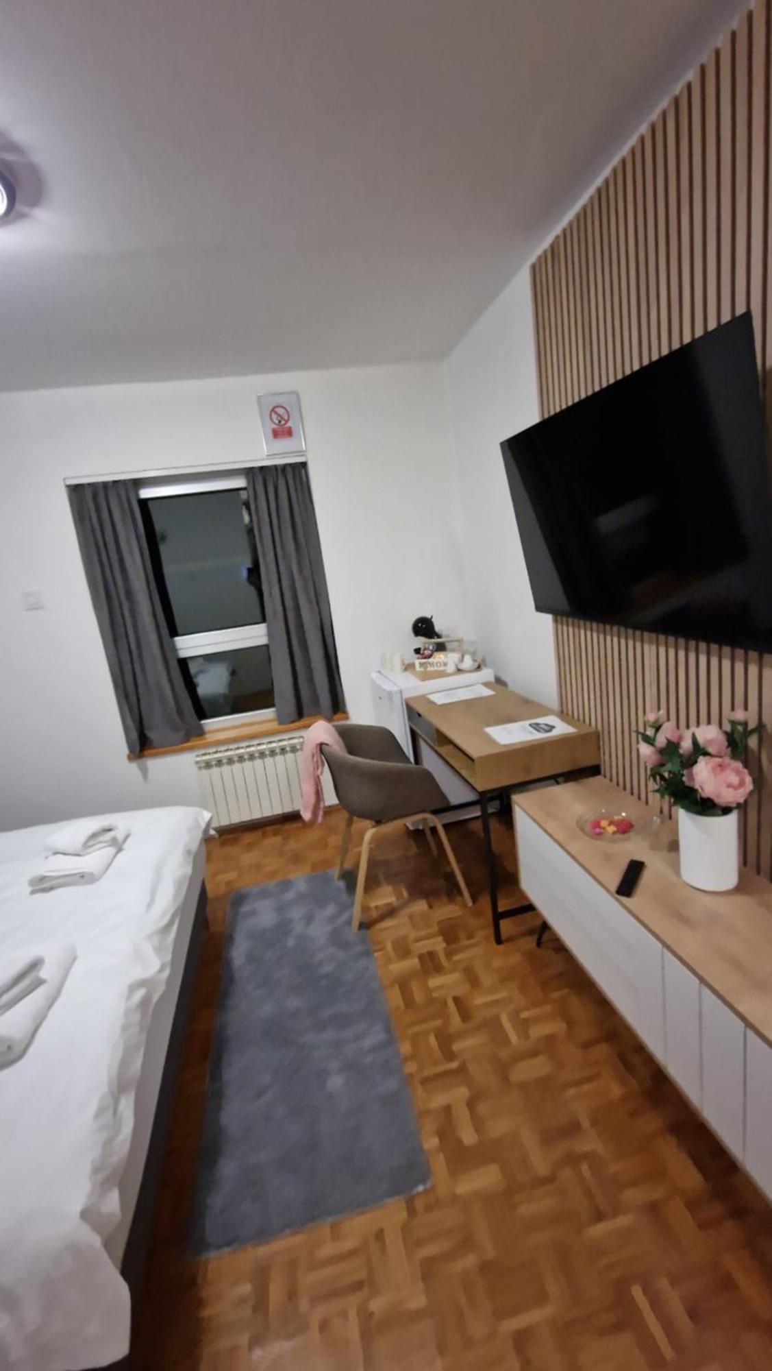 Olimpus Apartmani Bd Banjaluka บันยาลูกา ภายนอก รูปภาพ