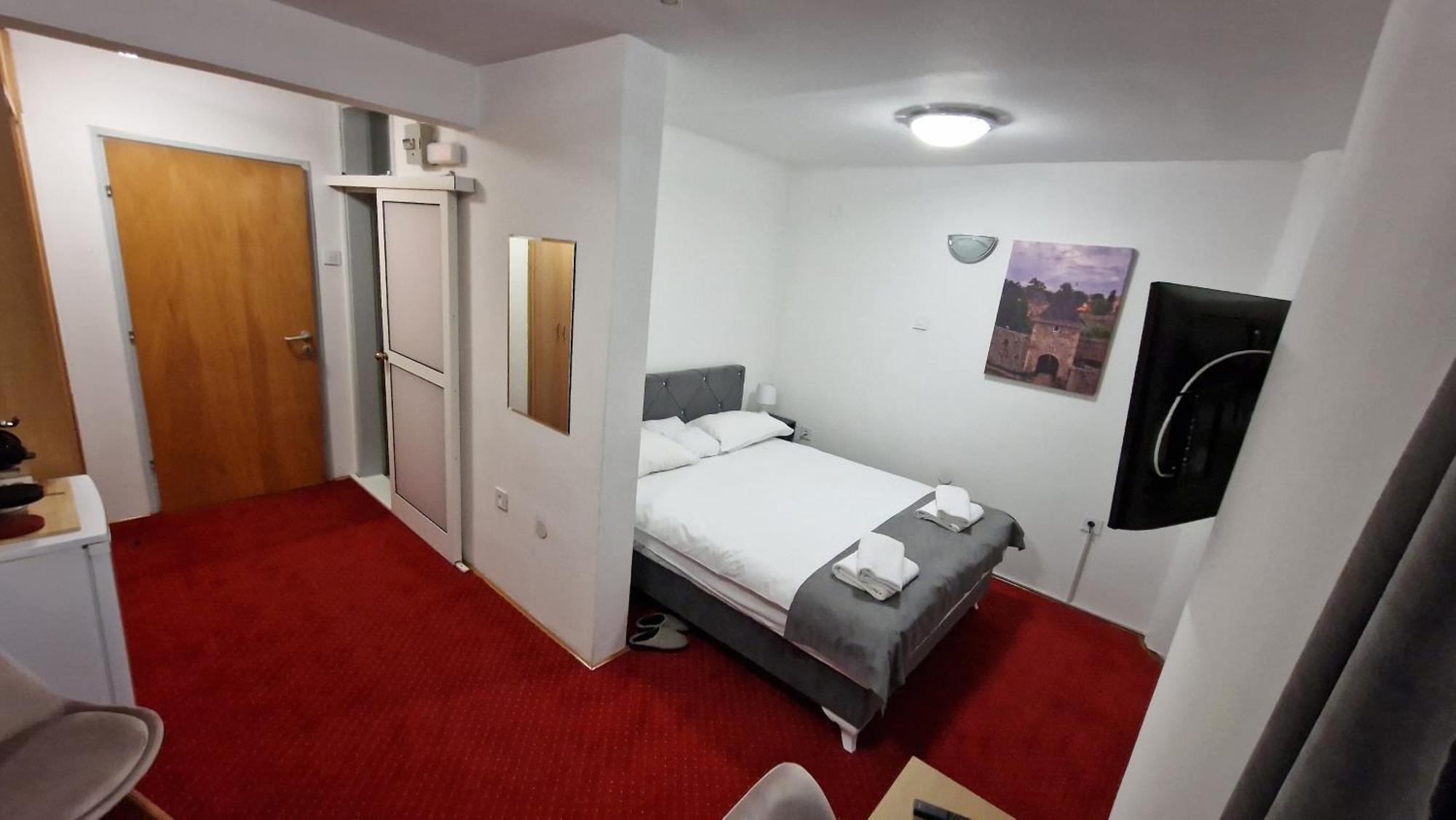 Olimpus Apartmani Bd Banjaluka บันยาลูกา ห้อง รูปภาพ