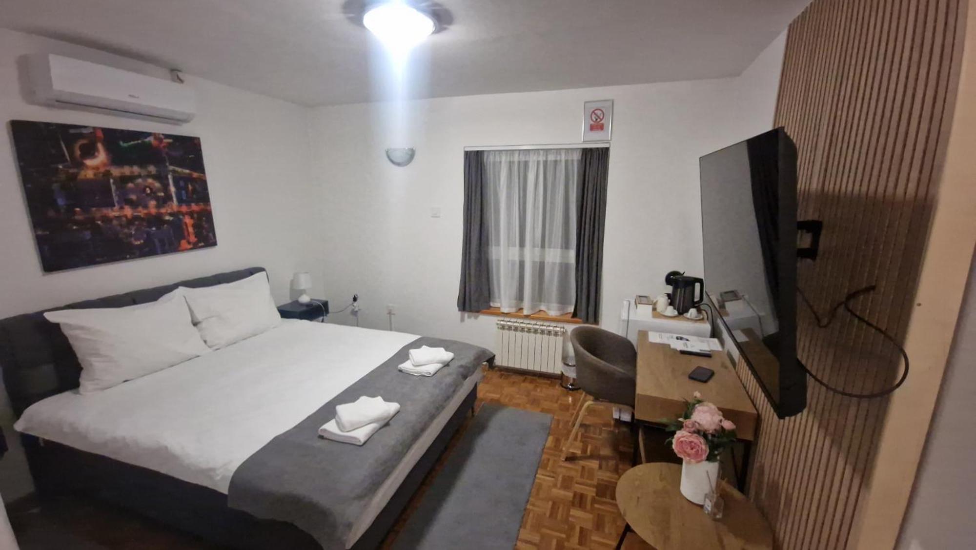 Olimpus Apartmani Bd Banjaluka บันยาลูกา ภายนอก รูปภาพ