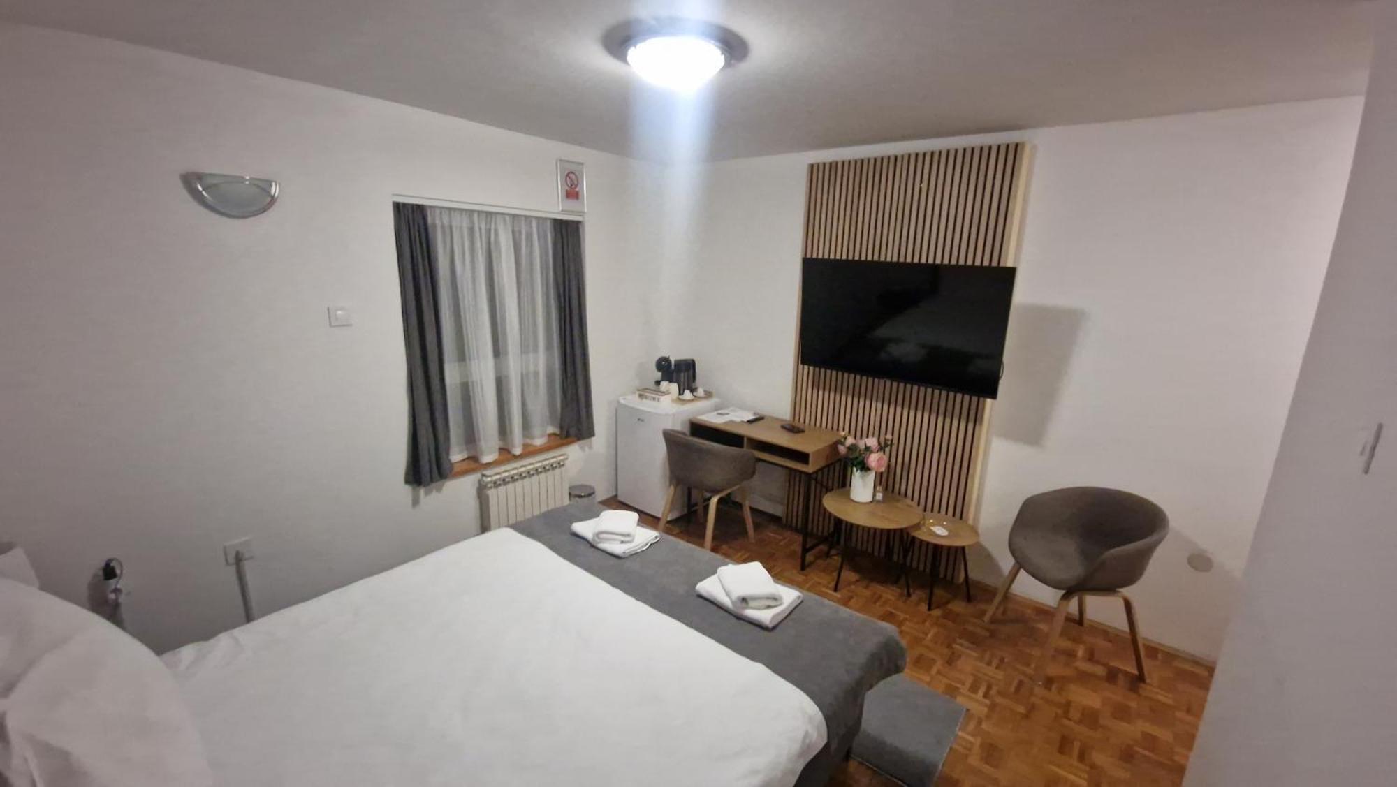 Olimpus Apartmani Bd Banjaluka บันยาลูกา ภายนอก รูปภาพ